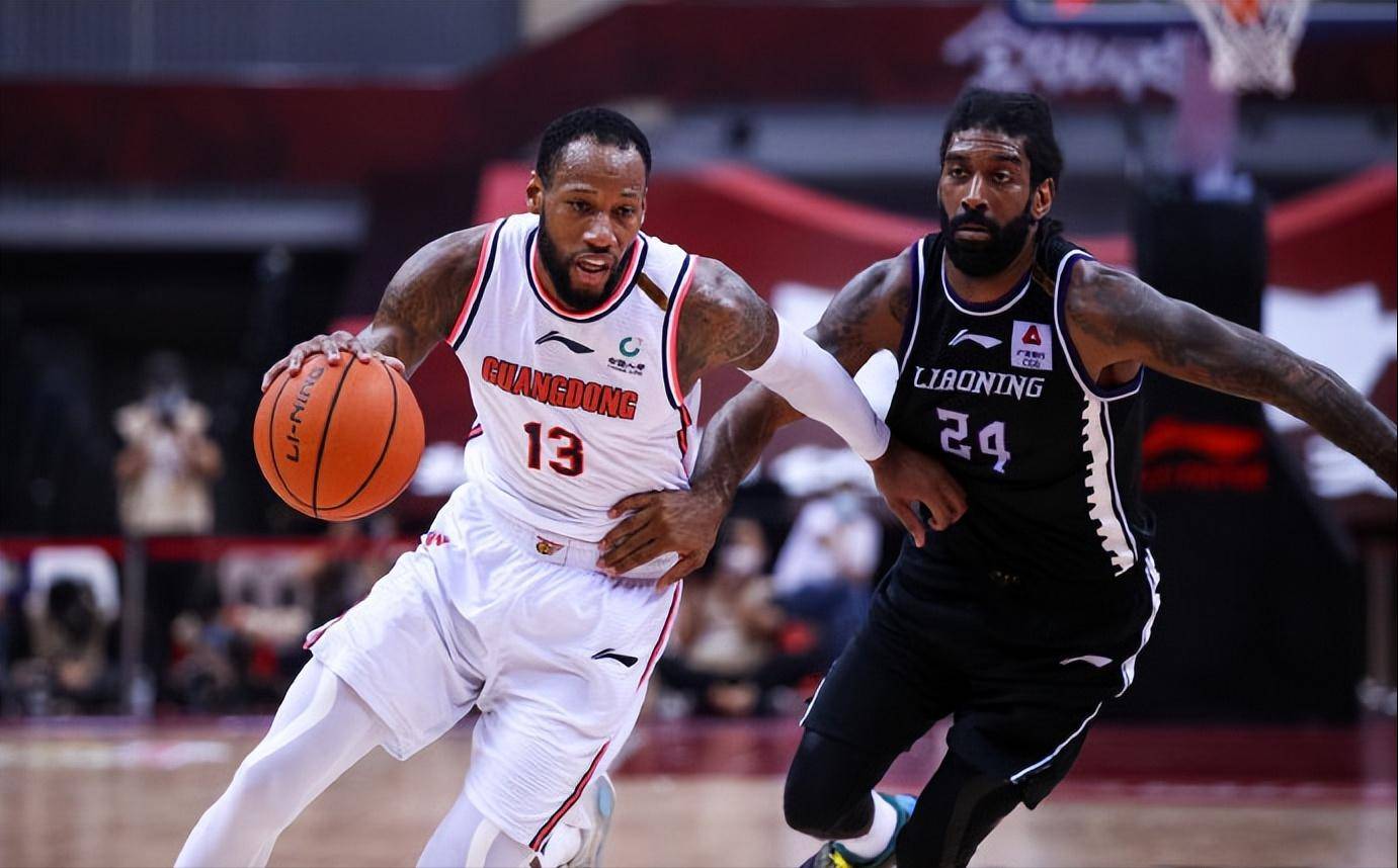 爱游戏体育关键时刻广东宏远调整名单以备NBA季后赛法兰克福今晚临场应变，现场解说直呼：中国女排怒砍50分的简单介绍